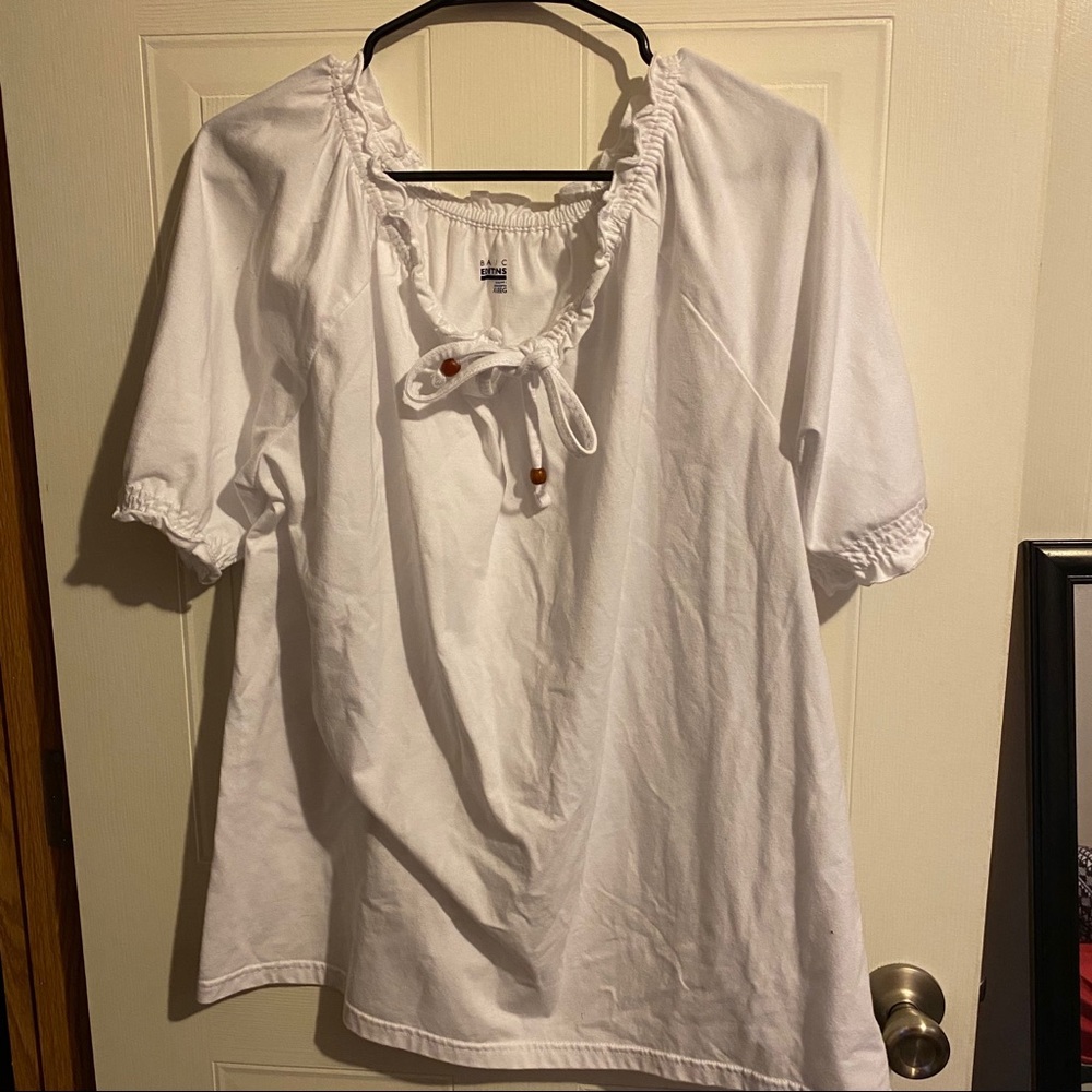 Women’s Basic Edition Short Sleeve Knit Top